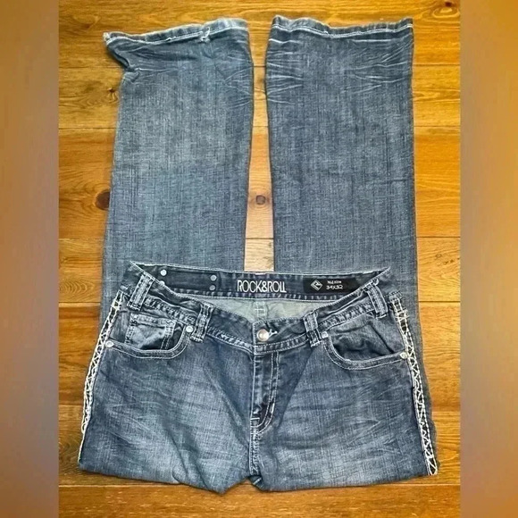 Rock & Roll | Cowgirl Country Jeans | Women’s 34 - Picture 1 of 4